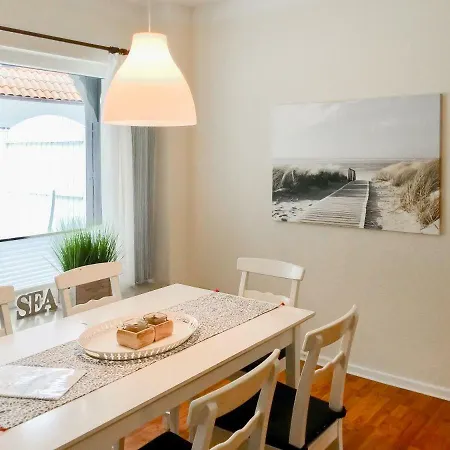Ferienwohnung Seezeit 1 *